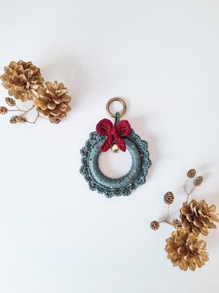 Mini Christmas Wreath Decoration & Bag Charm
