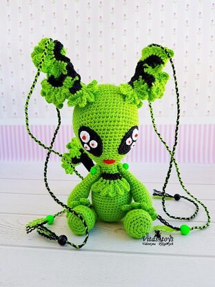 Crochet Cute Alien Girl