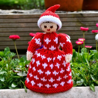 Anneke - Christmas Elf Folk Doll Knitting Pattern.