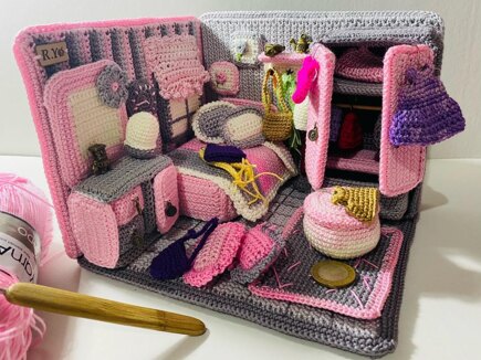 Amigurumi Dollhouse girl’s bedroom #3