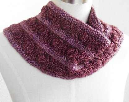 Combed-Cocooned-Braided Cowls