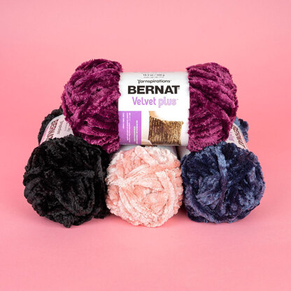 Velvet Yarn, Yarnspirations' BERNAT Velvet Review