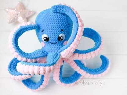 Ostin the Octopus pattern (PDF + 4 videos)