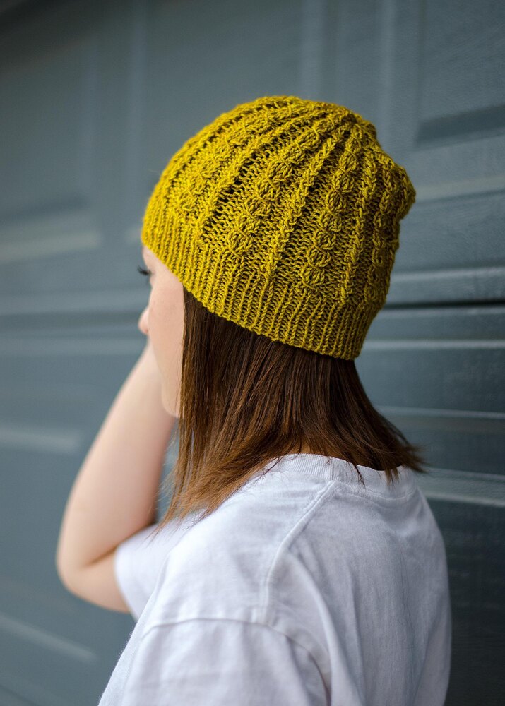 Amber Twist Hat Knitting pattern by Natalya1905 | LoveCrafts