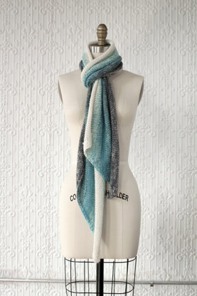 Gradiente Scarf in Manos del Uruguay Lace Semi-Solid - 2013K