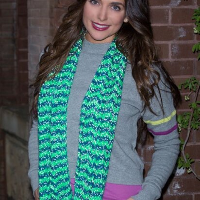 Wavy Stripes Scarf in Red Heart Reflective - LW4165