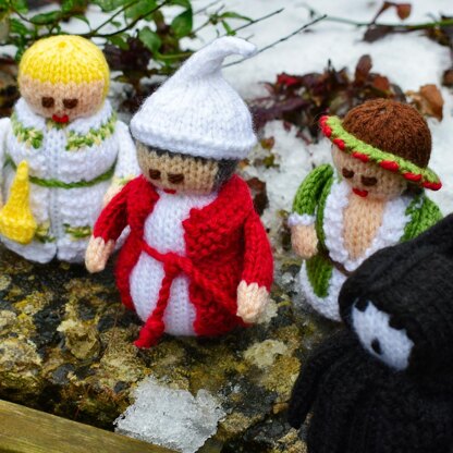 Scrooge Christmas Carol Dolls Knitting Pattern - Toy Knitting Pattern.