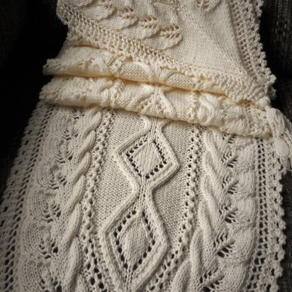 Quintessential Lace Scarf - knitting pattern