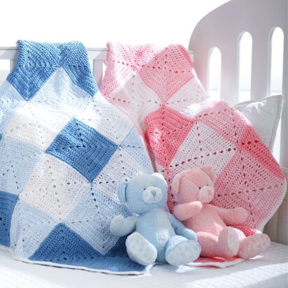 Double Diamond Blanket in Bernat Softee Baby Solids