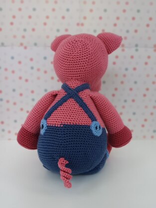 Crochet Amigurumi Toy Pig Pattern - Ziggy the Piggy