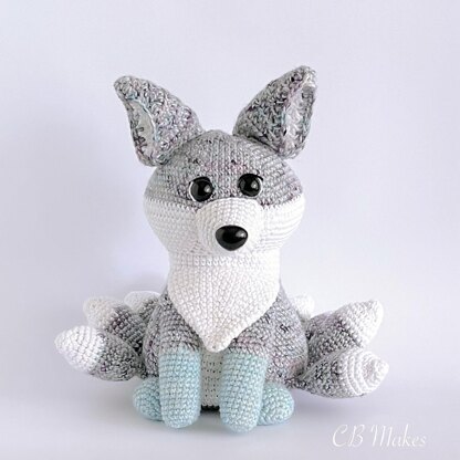 Lumi Kitsune Fox Crochet pattern by C.B.Makes