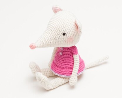 Amigurumi mouse