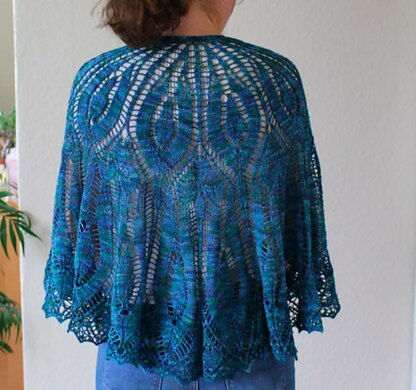 The Old Double Diamond Lace Shawl