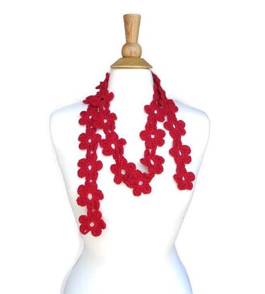 Crimson Daisy Scarf