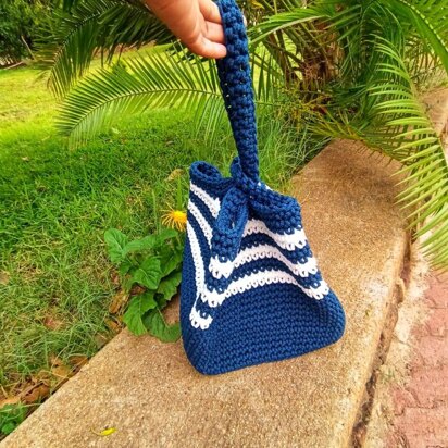 The blue Knot bag