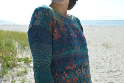 Vintage Damask Pullover