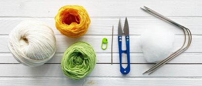 Knitted carrot: Easter Spring Decor