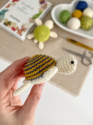 Crochet turtle pattern Amigurumi keychain plush charm Crochet sea animals keyring car hanger