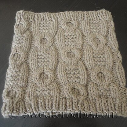 #161 Chunky Cabled Cowl