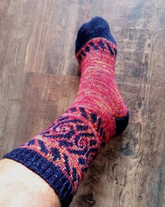 Eye of the Storm Knit Socks