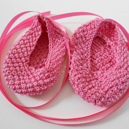 Baby Ballet Slippers in Tahki Yarns Cotton Classic Lite - knitting pattern