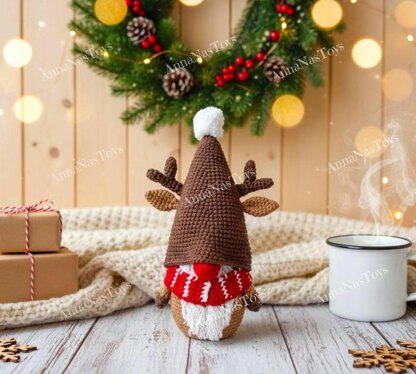 Gnome Christmas deer