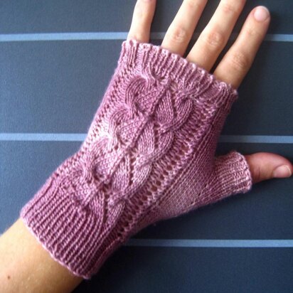 Rosa-Belle Mitts