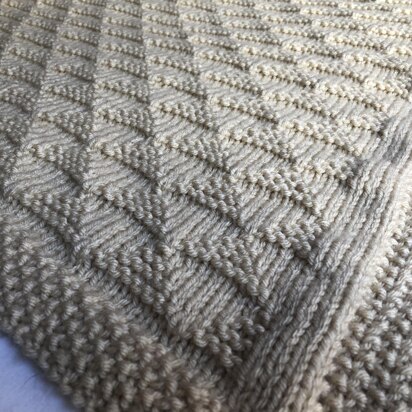 Pyramid stitch baby blanket