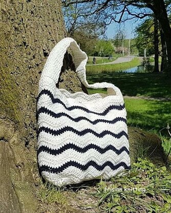 Chevron beach bag