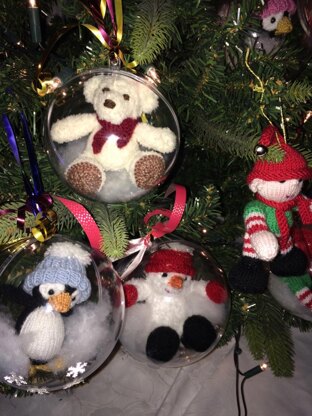 Christmas Tree Decorations and Keepsakes