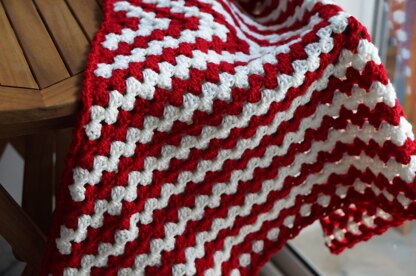 Granny  shawl crochet pattern