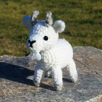 Merlin the Goat Amigurumi