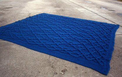 Diamonds Cabled Blanket