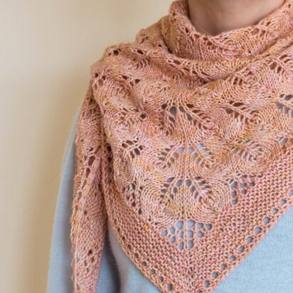 Faded Roses Shawl