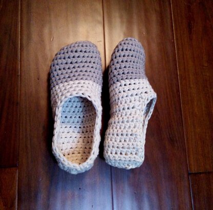 T shirt sale yarn slipper pattern