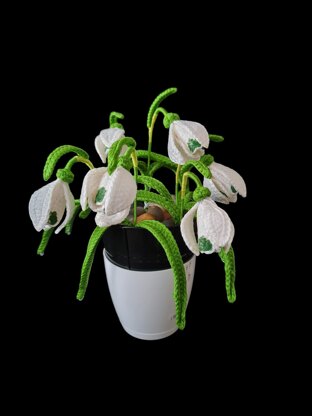 Crochet Snow Drop flowers