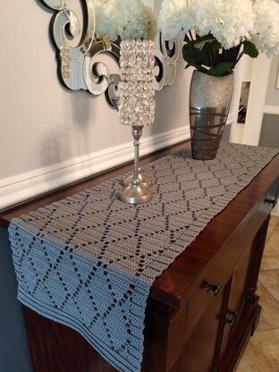 Paragon Table Runner