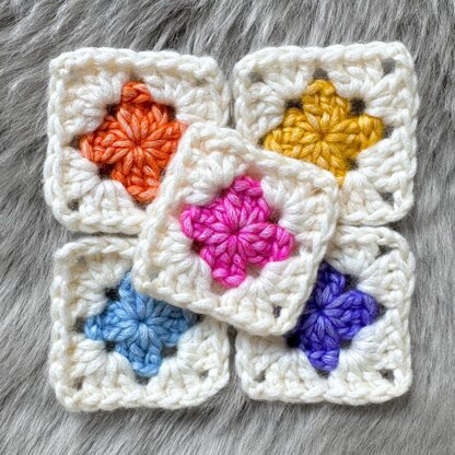 Mini Granny Square