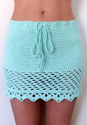 Beachy Scallop Mini Skirt