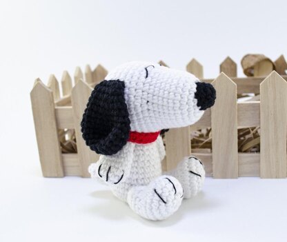 Amigurumi Snoopy Dog