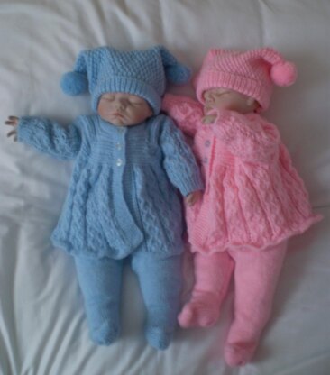 Free knitting patterns online for dolls pram sets