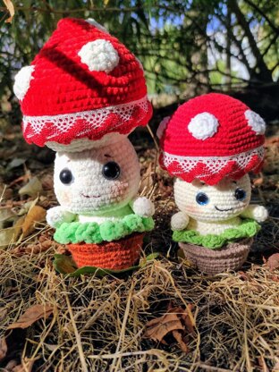 Crochet Christmas mushroomp