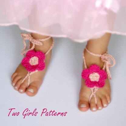 Crochet Barefoot Sandals: 8 Crochet Patterns to Make Your Feet Happy:  Fazakerley, Anna, Shrimpton, Sarah, Wilson, Claire, Medus, Cara:  9781446306147: Amazon.com: Books