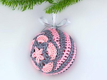 Christmas Balls Ornaments with African Flowers 2