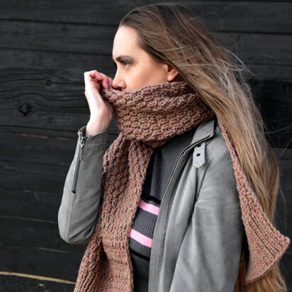 Unisex textured knit scarf