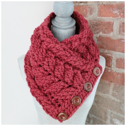 Caitlin's Cabled Cowl
