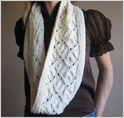 Storm watcher cowl