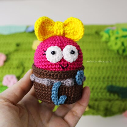 Plantar Cute Frog Girl Amigurumi Crochet Pattern – PDF Digital Download (English)