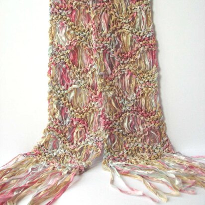 Ripple Drop-Stitch Scarf