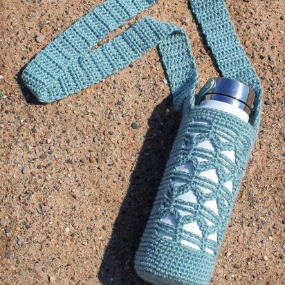 Bergen Bottle Cozy in Lion Brand Heartland - M23057 HL - Downloadable PDF